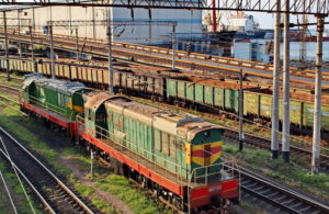 Железнодорожный грузовой транспорт в перевозке крупных партий грузов